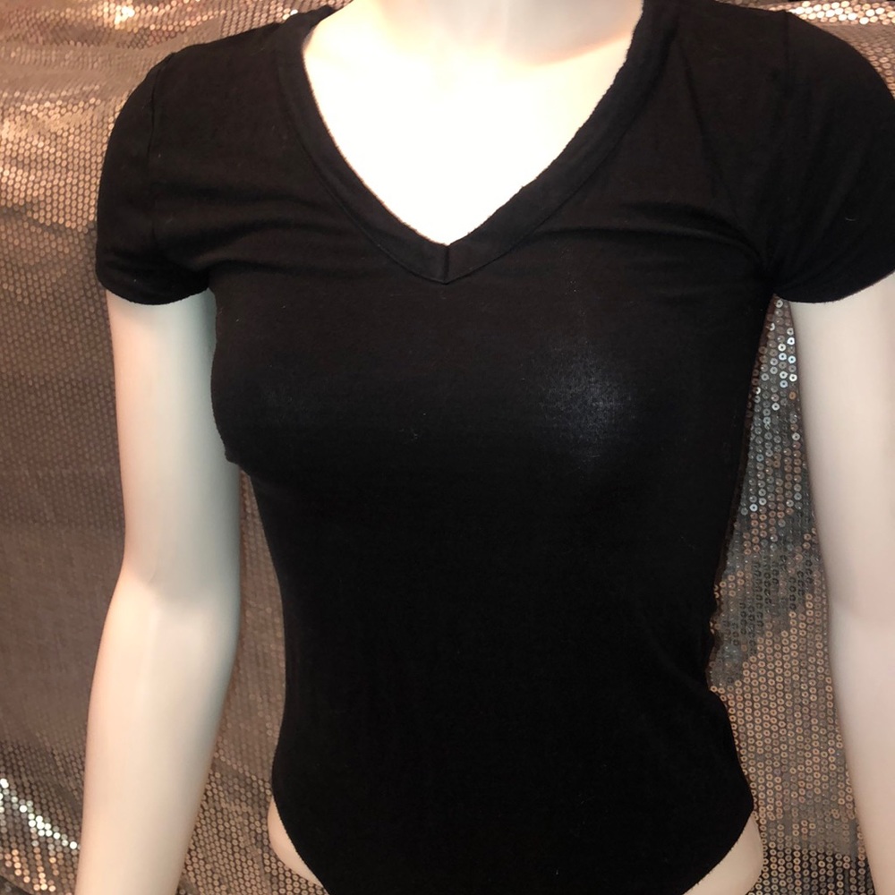 Aeropostale v neck Bodysuit